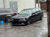 BMW e 36..328 i Touring ..Top Zustand - BMW 328: Kombi, E36