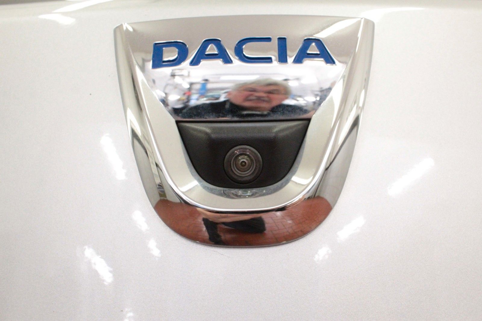 Fahrzeugabbildung Dacia Spring 45 Electric Comfort *Look Paket