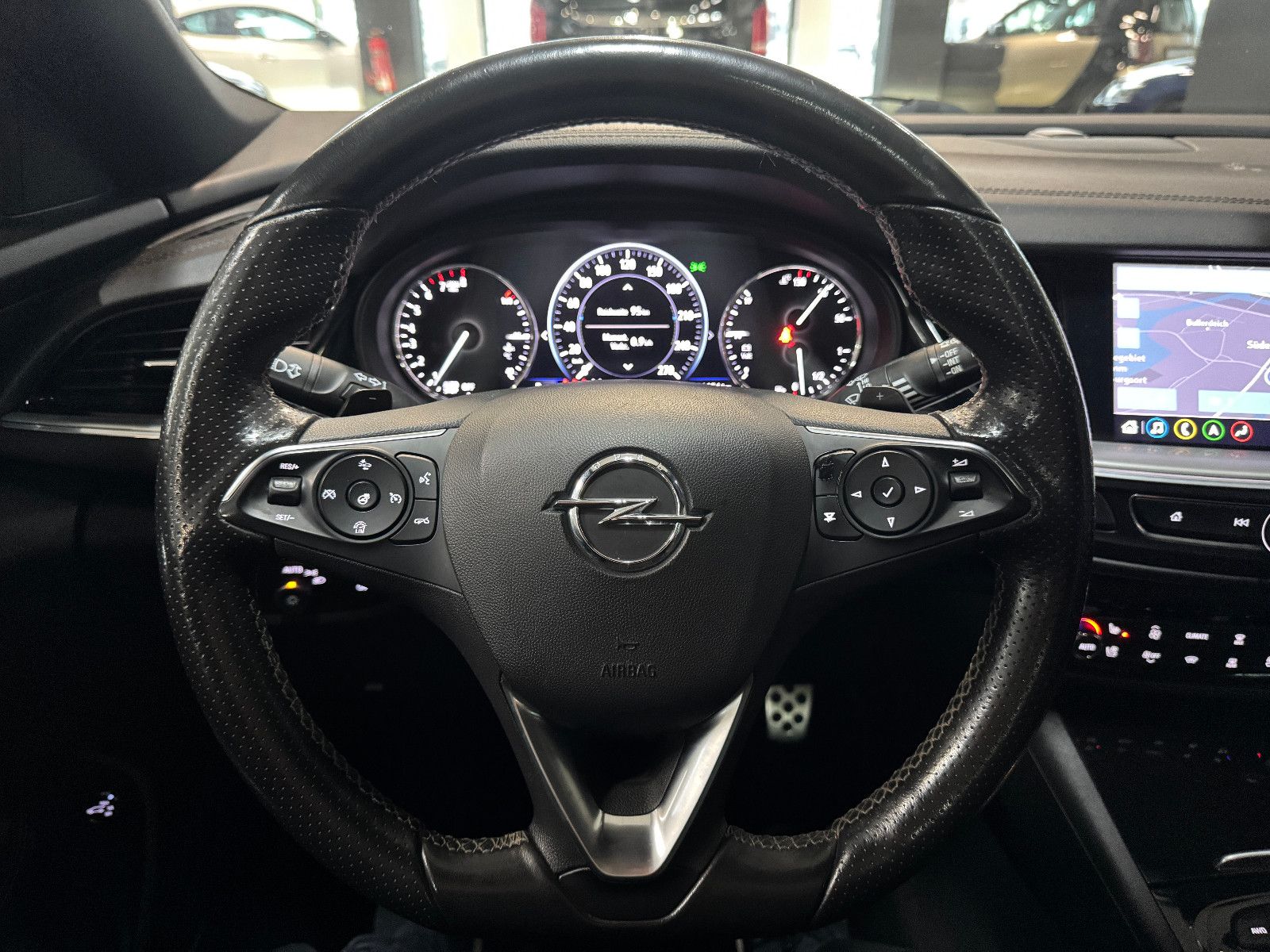 Fahrzeugabbildung Opel Insignia B Sports Tourer GSi 4X4 OPC PERFORMANCE