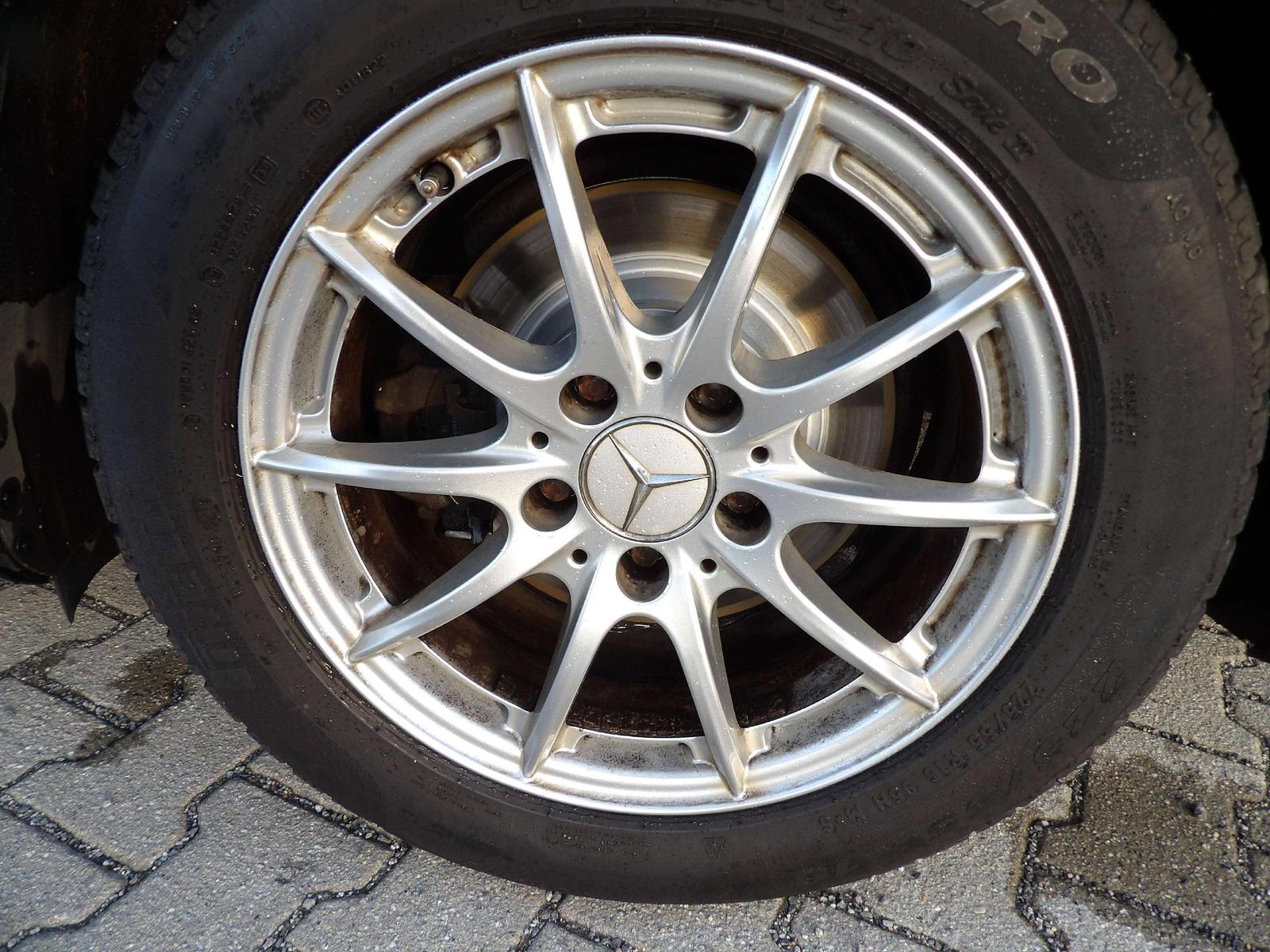 Mercedes-Benz E280 2007 — photo 8