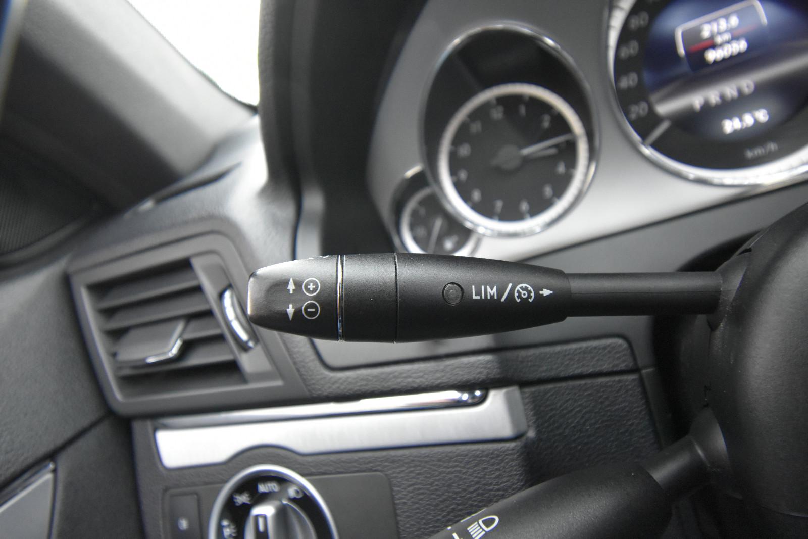 Mercedes-Benz E 250 Cabrio SHZ NAVI SBL AHK TEMP