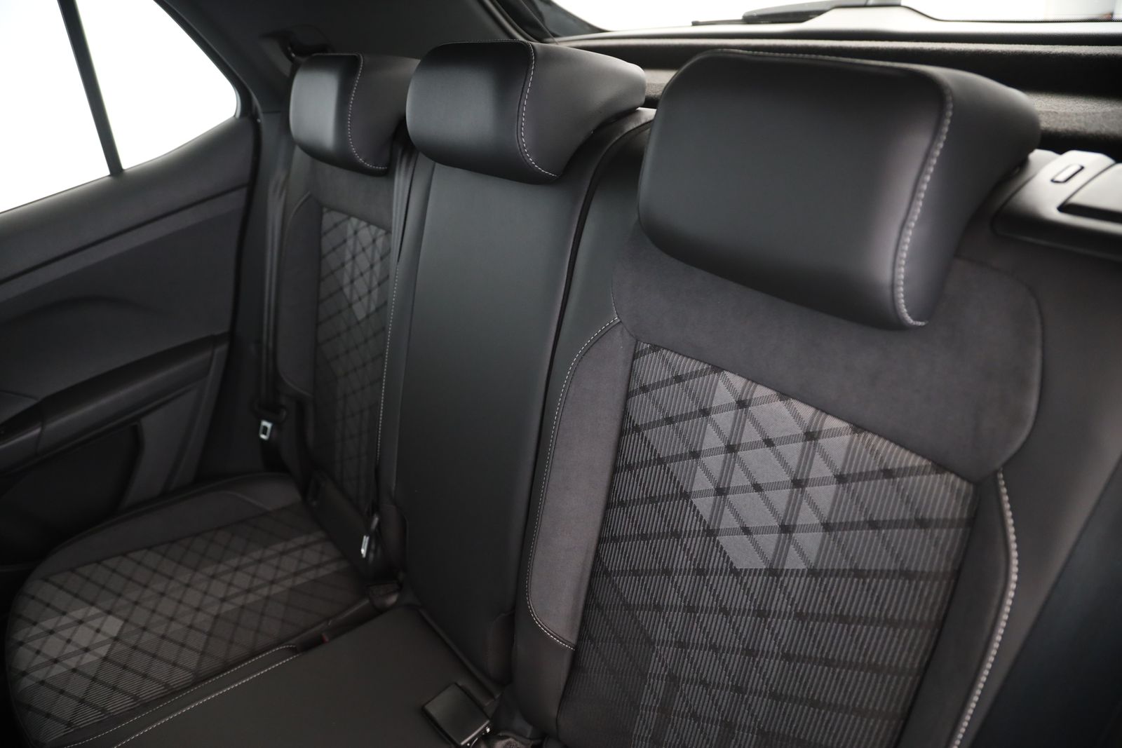 Volkswagen T-Cross - Bild 13