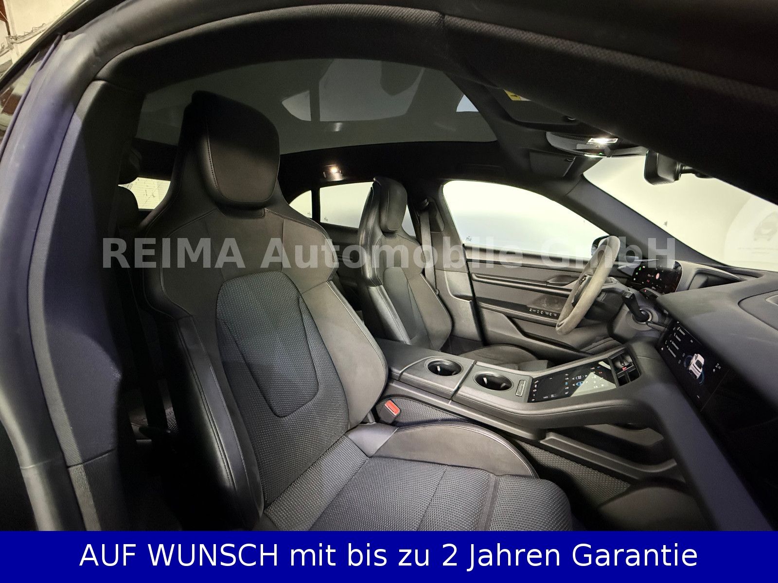 Fahrzeugabbildung Porsche Taycan Cross Turismo 4, Pano, 360°, SOH 90,8 %