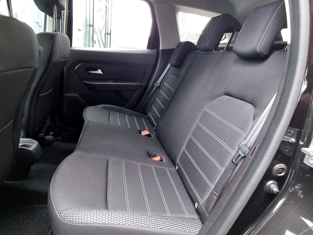 Fahrzeugabbildung Dacia Duster Prestige TCe 130