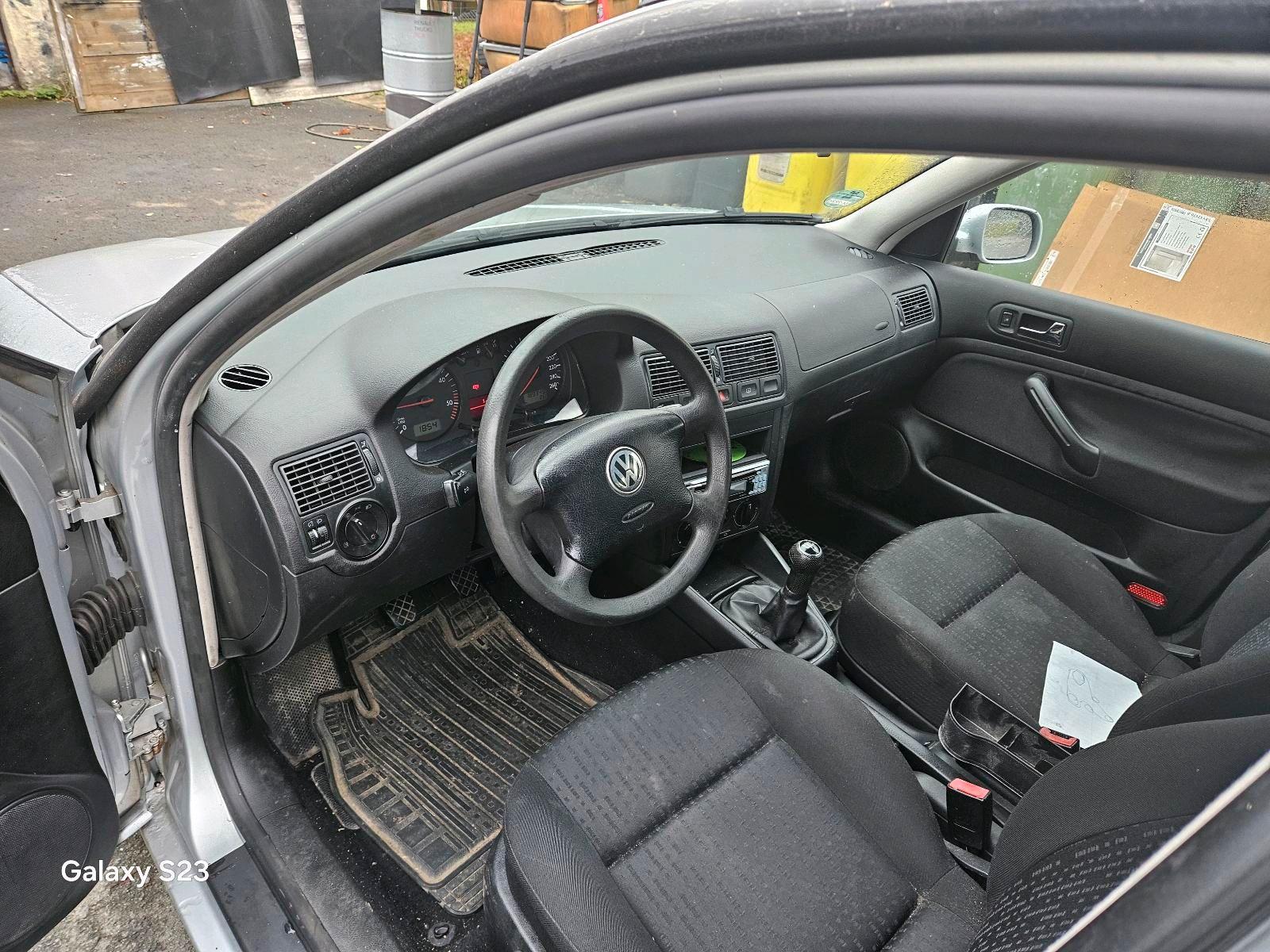 Volkswagen Golf 2004 — photo 13