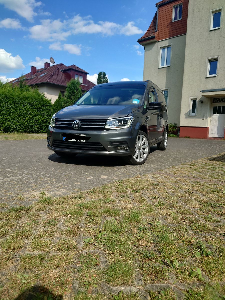 VW Caddy 2,0TDI 110kW BMT DSG Edition 35 4MO 5-...