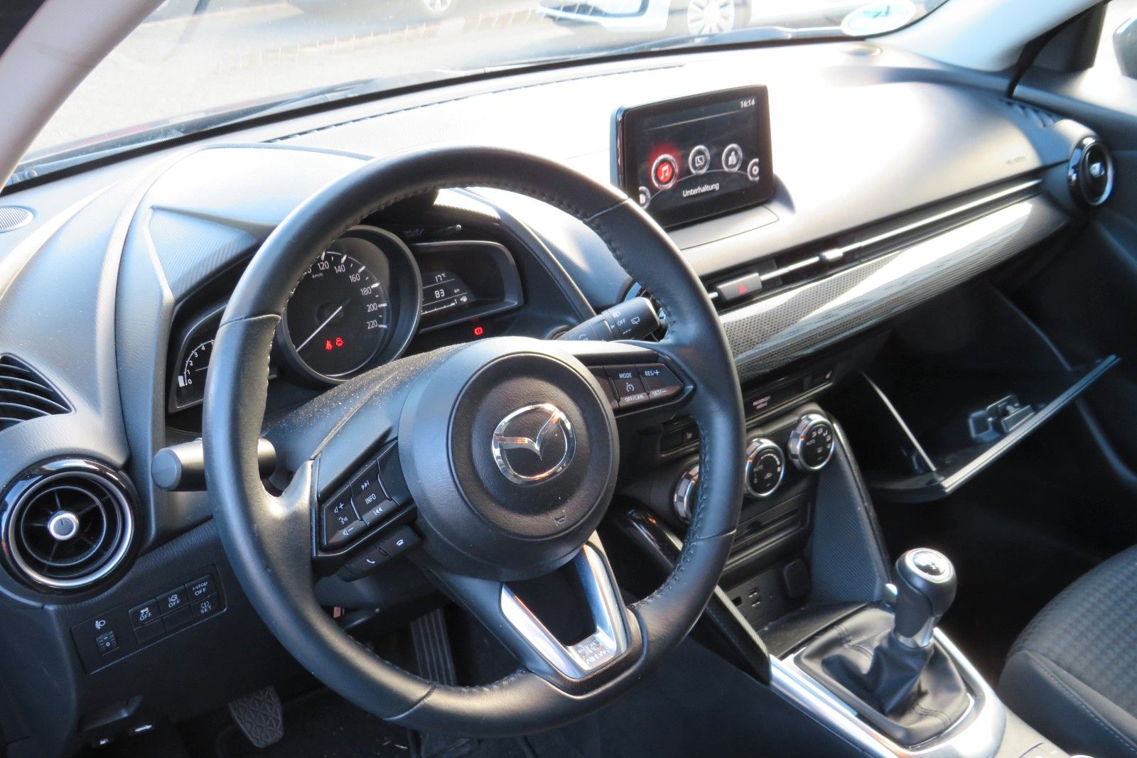 Fahrzeugabbildung Mazda KIZOKU KLIMA TELVOR PDC ALU SITZHEIZUNG u.v.m.