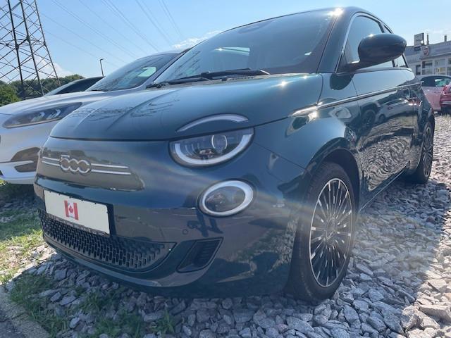 Fiat 500e La Prima