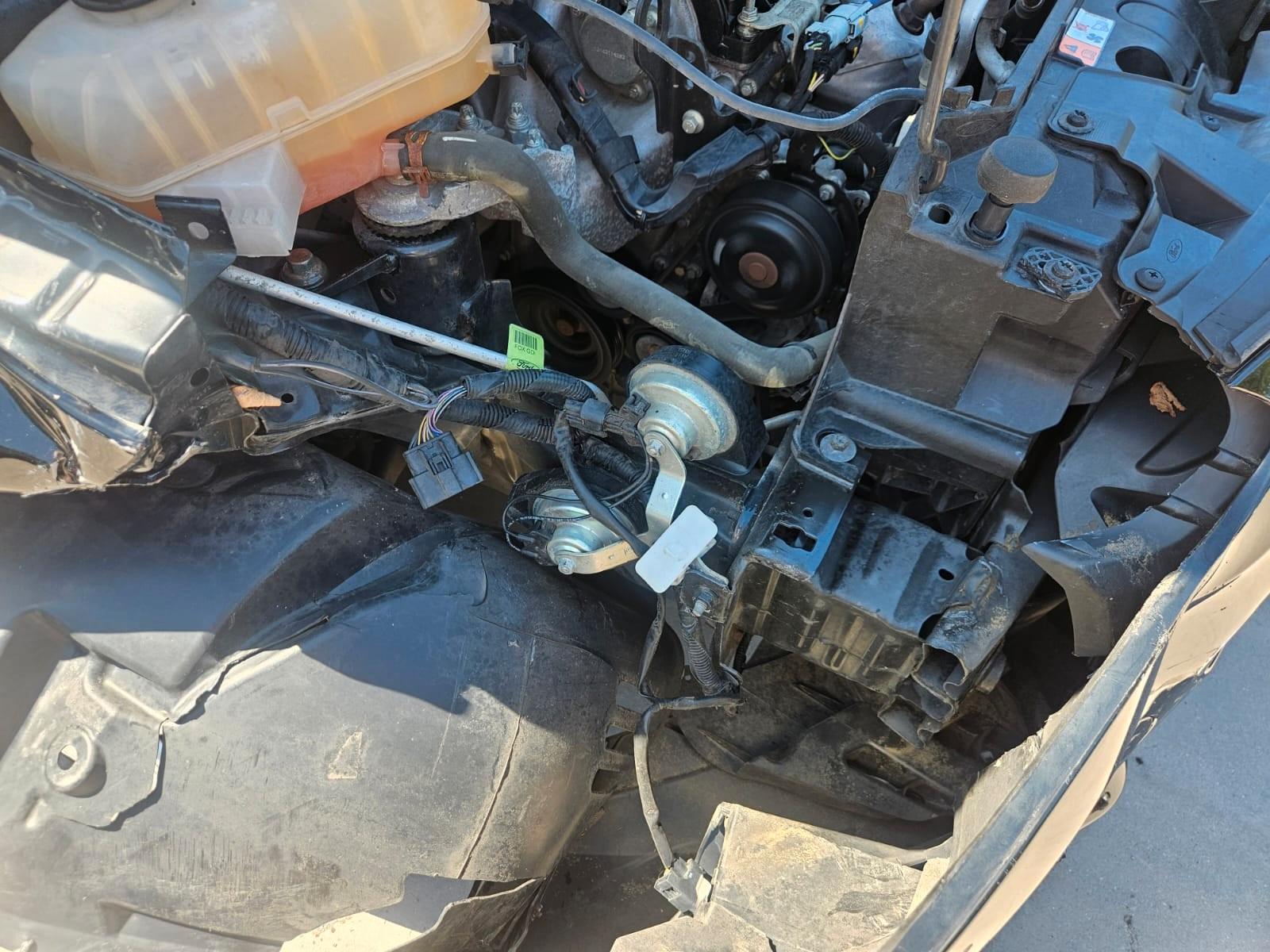 Ford Fiesta 2013 — photo 21