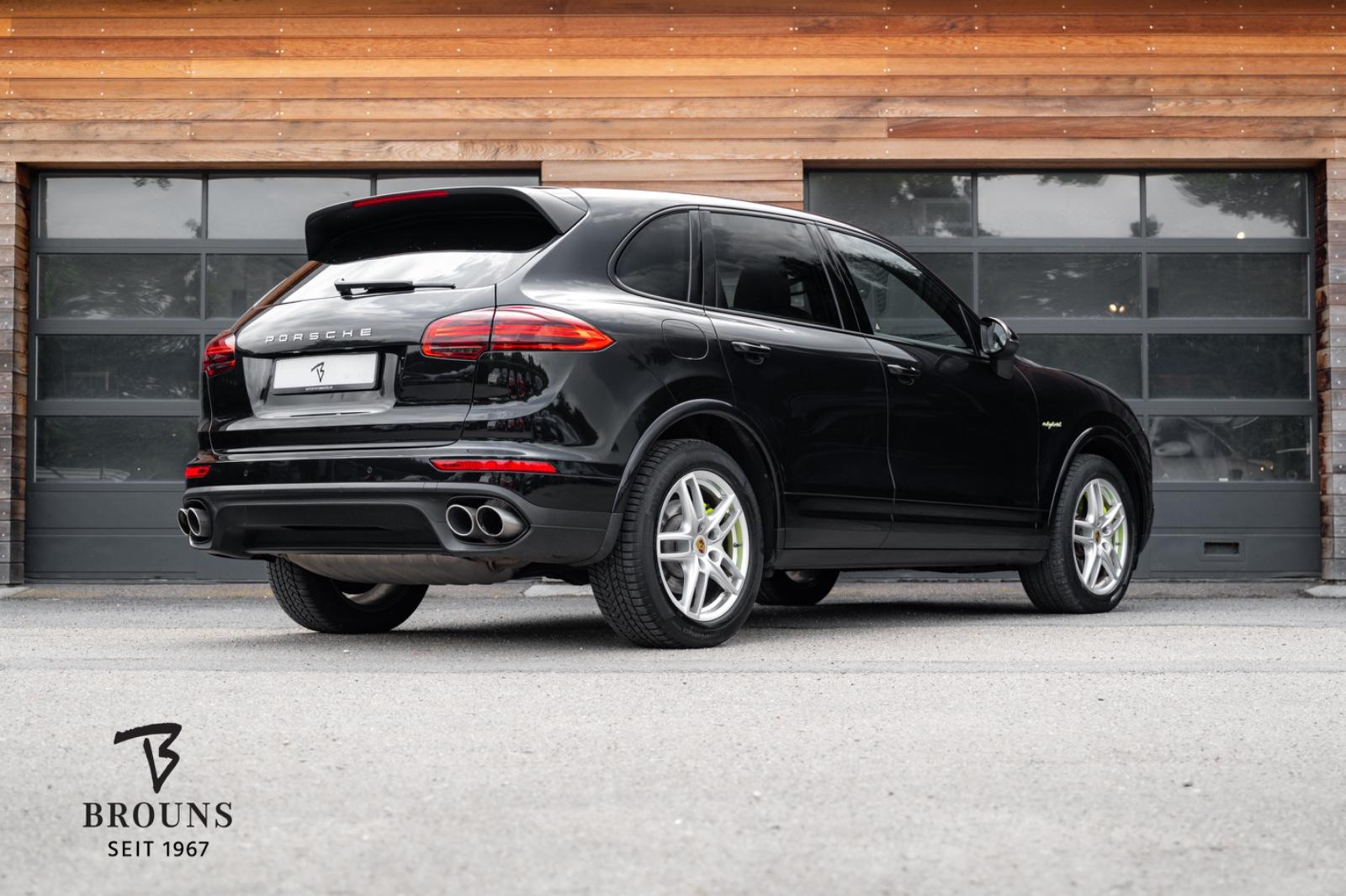 Porsche Cayenne S E-Hybrid Platinum Edition