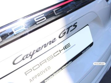 Porsche Cayenne - 12
