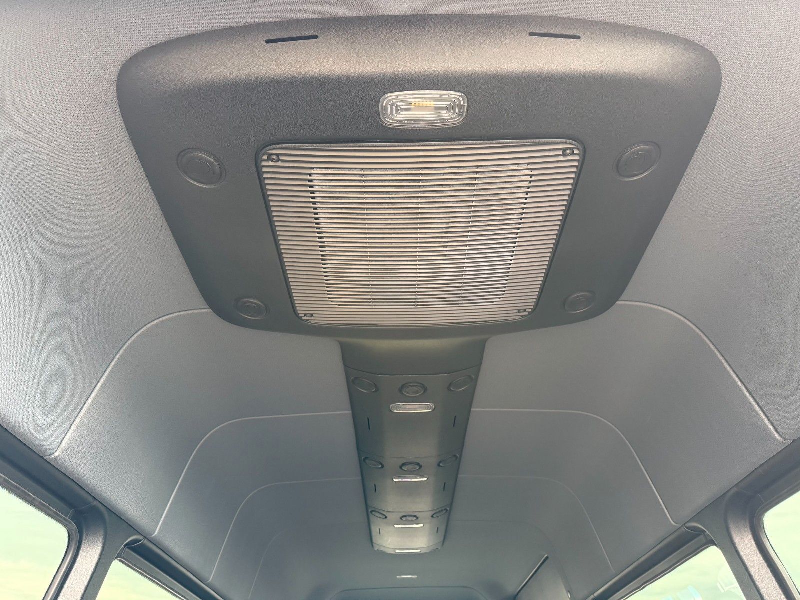 Fahrzeugabbildung Mercedes-Benz Sprinter 317 CDI 9G SELECT Stdh Dachklima LED