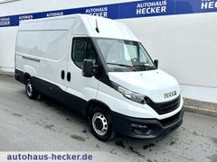 Iveco Daily 35 S 16H 3.0 EA8 V RS 3520L