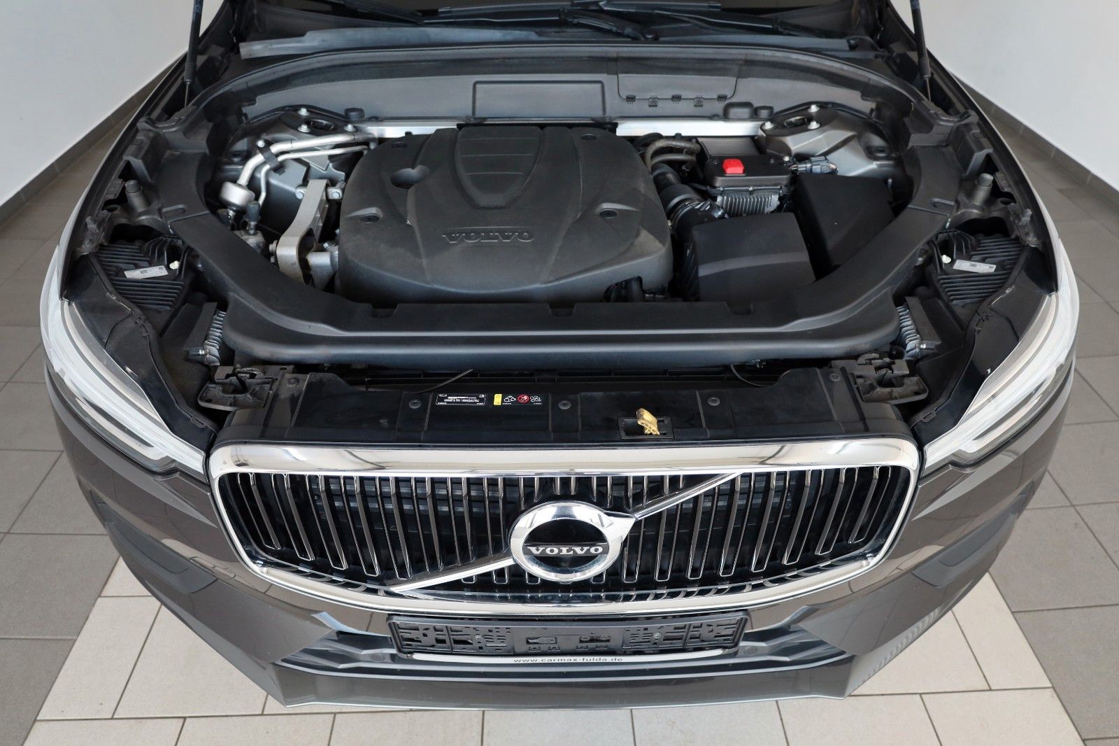 Fahrzeugabbildung Volvo XC60 Momentum Pro,Navi,LED,SH,Kamera,ACC,AHK