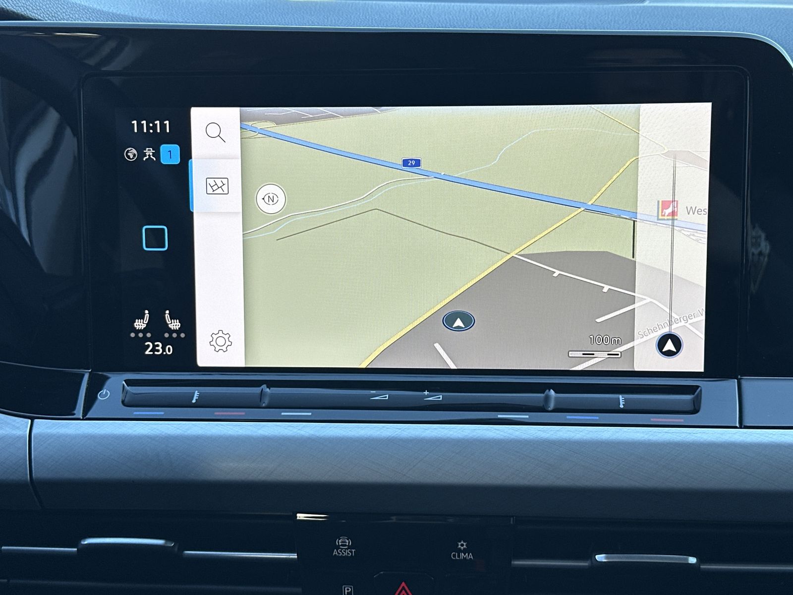 Fahrzeugabbildung Volkswagen Golf Variant 2.0 TDI DSG Life NAV+LED+KAM+AHK+VC