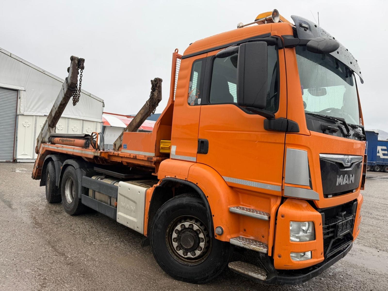 MAN TGS 28.440 6X2 ABSETZKIPPER E6