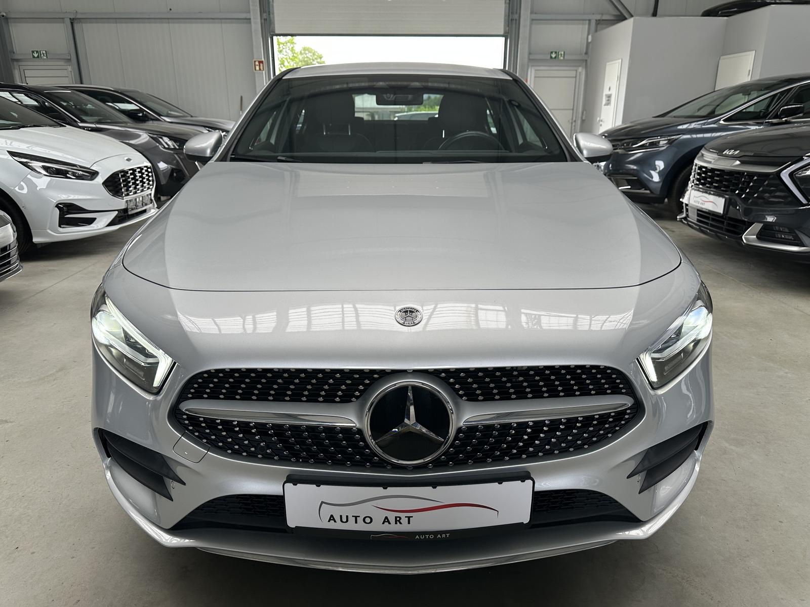 Mercedes-Benz A 250 e AMG Burmester ACC LED STHZ DAB