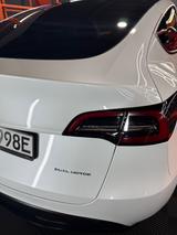 Tesla Model Y Long Range LR AWD - Tesla Model Y in Gelsenkirchen