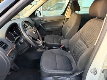 Skoda Yeti Drive+BiXenon+AppC+Shz+Klimaaut.+Temp+Navi