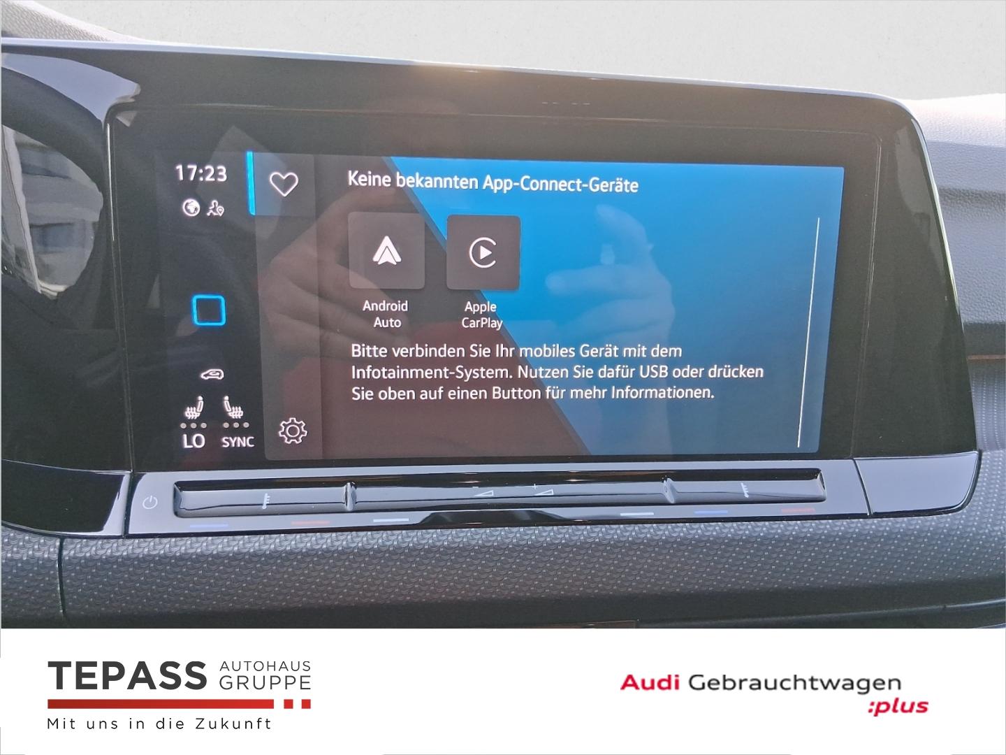 Volkswagen Golf R VIII eTSI LINE LICHT SICHT ACC LED SHZ