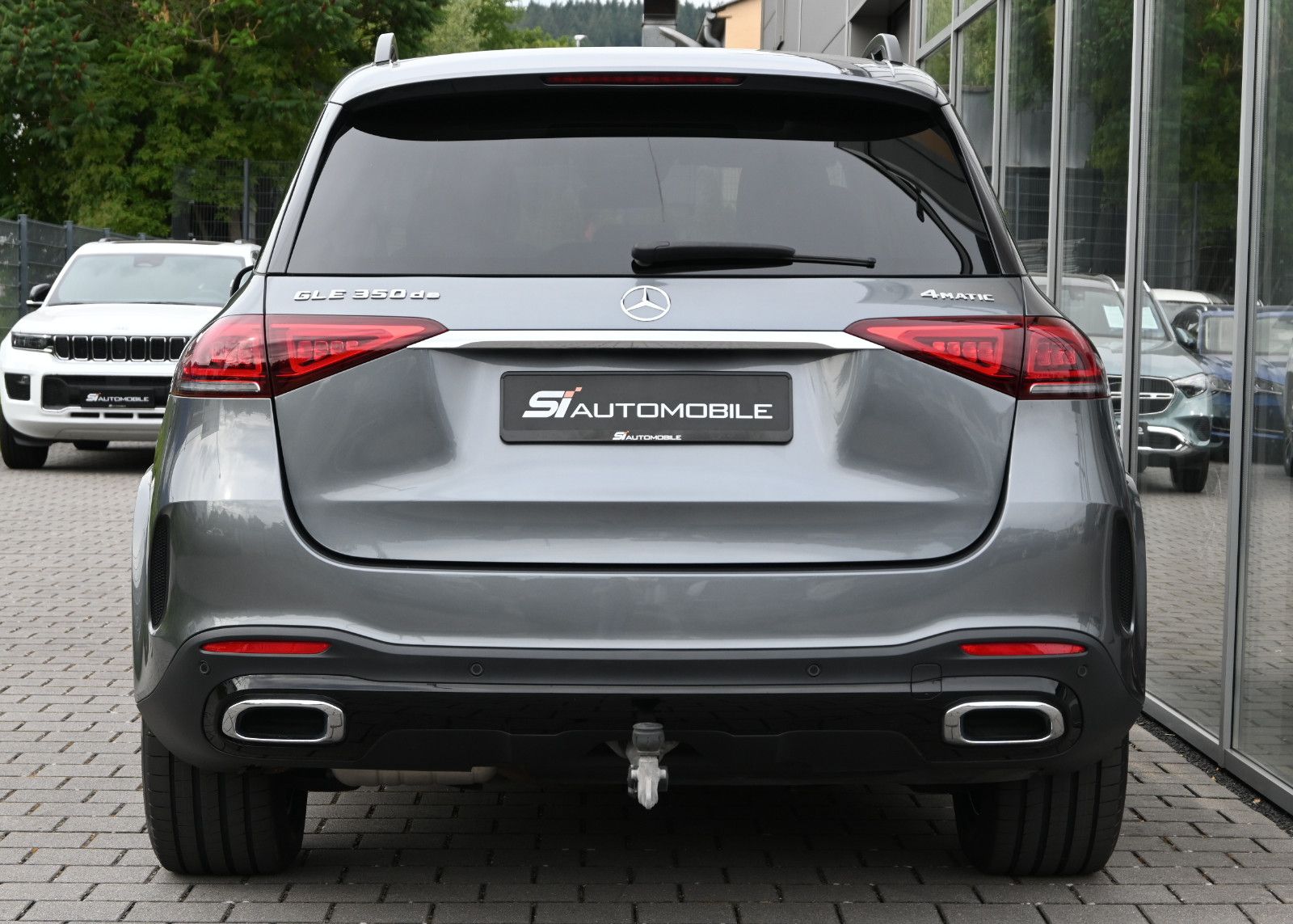 Fahrzeugabbildung Mercedes-Benz GLE 350 de 4MAT. AMG + NIGHT °ACC°AHK°PANO°HUD°