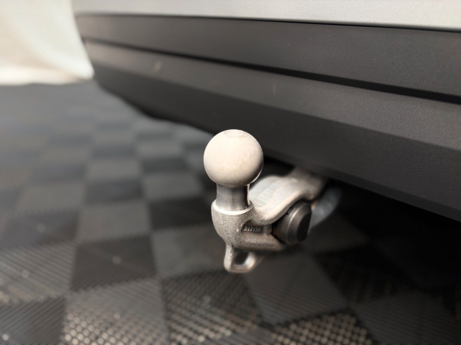 Fahrzeugabbildung SKODA Kodiaq Selection / 7Si / AHK / Matrix / 360°