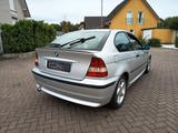 BMW 316 Baureihe 3 Compact 316ti - silberne BMW 316