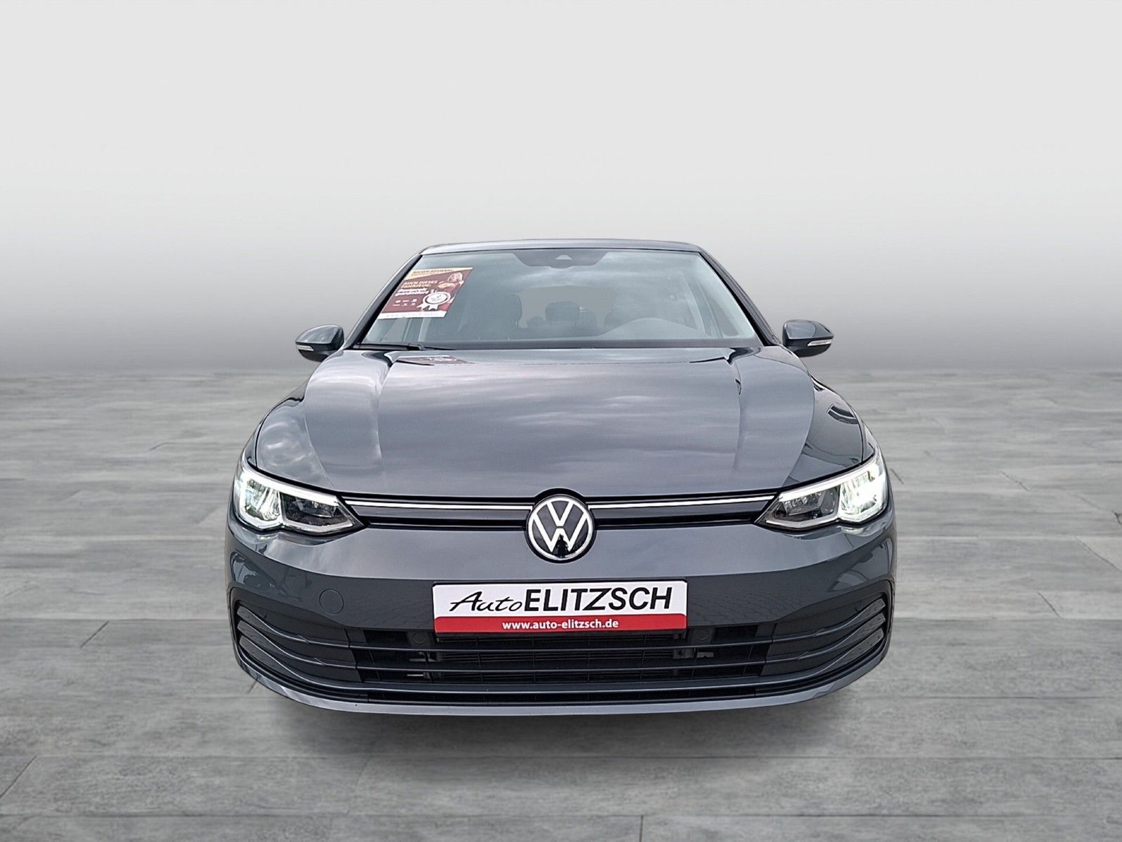 Fahrzeugabbildung Volkswagen Golf VIII TDI Life LED AHK Navi AID ACC PDC SHZ