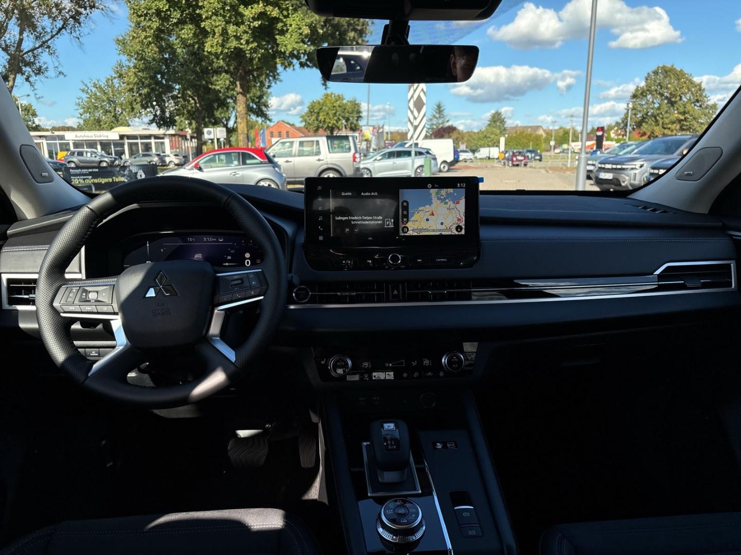 Mitsubishi Outlander Plug-in Hybrid Intro Edition 2,4l Memo
