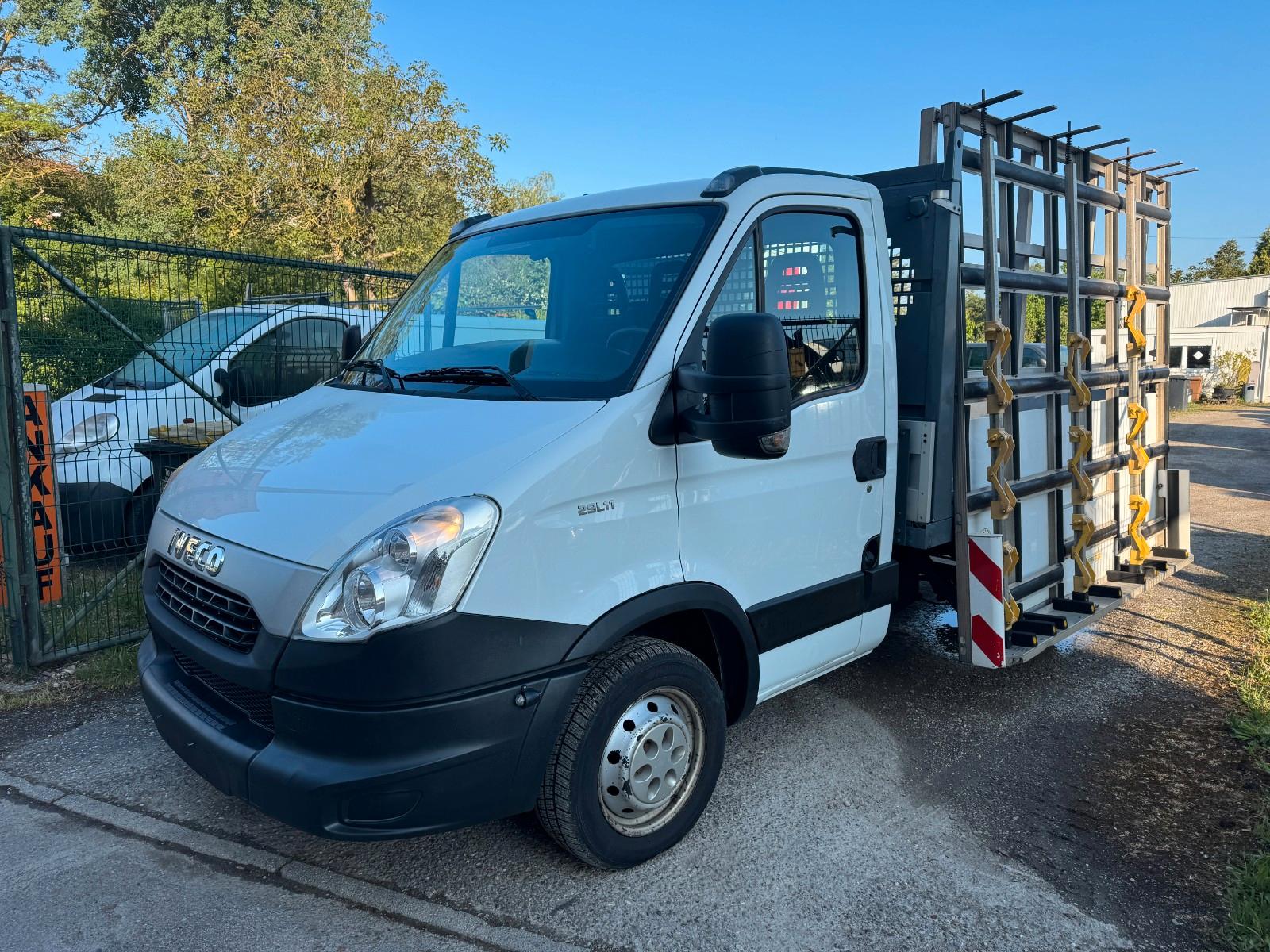 Iveco Daily 29 S 11 Glastransporter