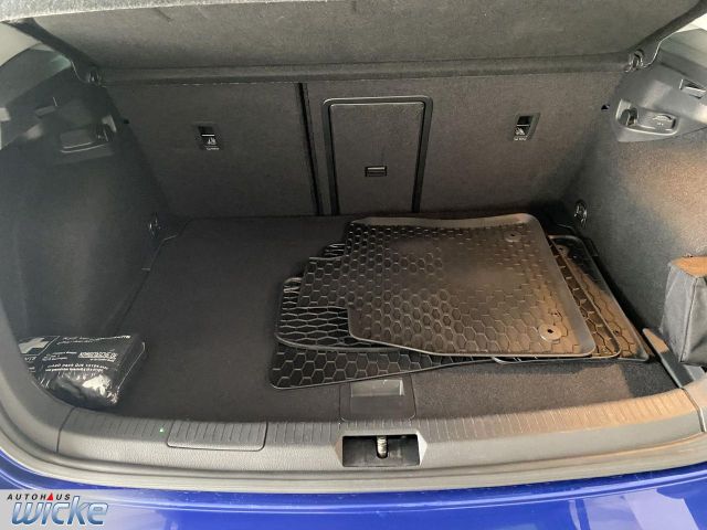 Golf VII 2.0 TDI DSG Highline NAVI KLIMA REAR