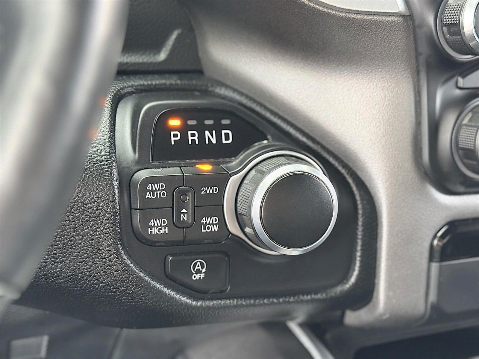 Fahrzeugabbildung Dodge RAM 5.7 V8 HEMI RedDevil NightEdition 4x4 eTorq