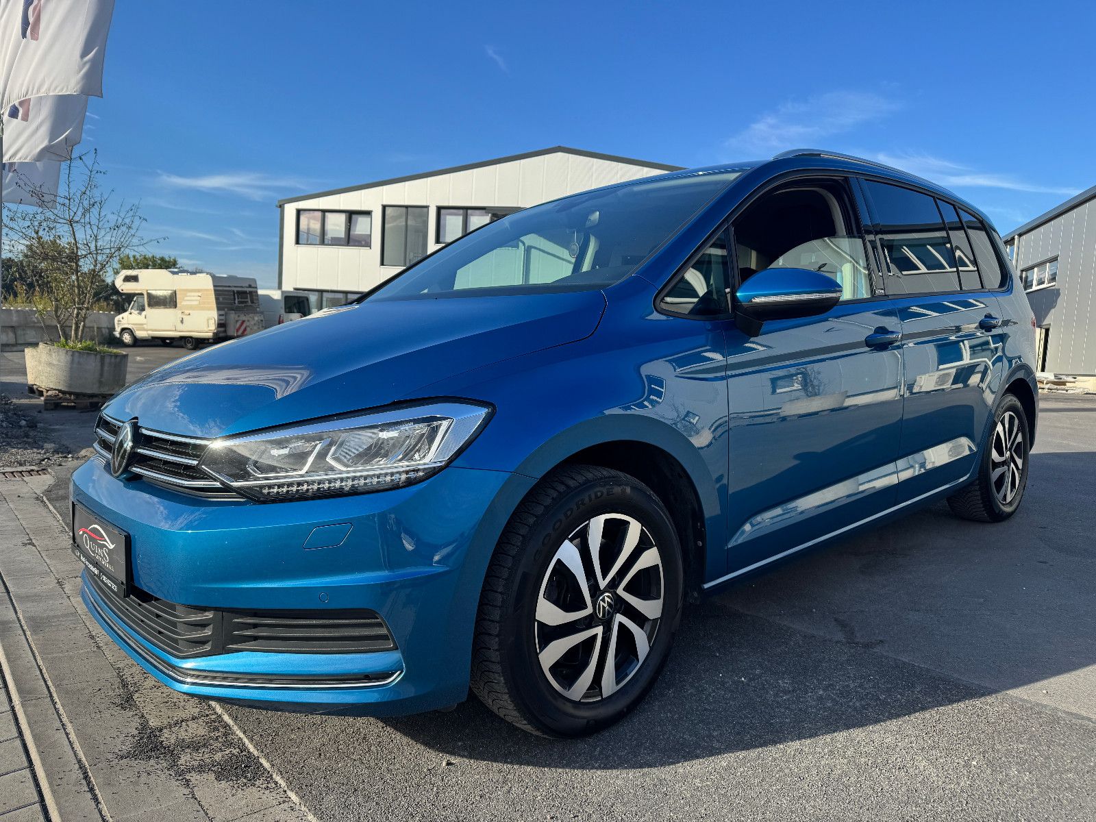 Volkswagen Touran Active Start-Stop 7 Sitzer 115000km NAVI foto 1