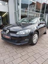 Volkswagen Golf VII Lim. Comfortline BMT+AHK+SitzH.+KLIMA - mit Benzin-Antrieb: Schwarz, Scheckheftgepflegt, Kleinwagen