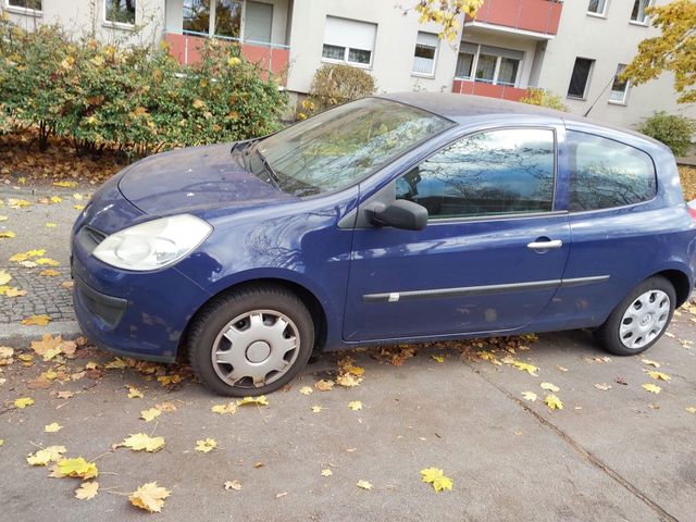 Renault Clio Lesen