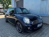 MINI Cooper 1.6 Chili Xenon Navi SHZ 8-fach