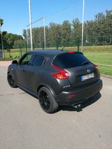 Nissan Juke 1.6 DIG-T Pure Black 4x2 Pure Black - Nissan Juke aus 2011