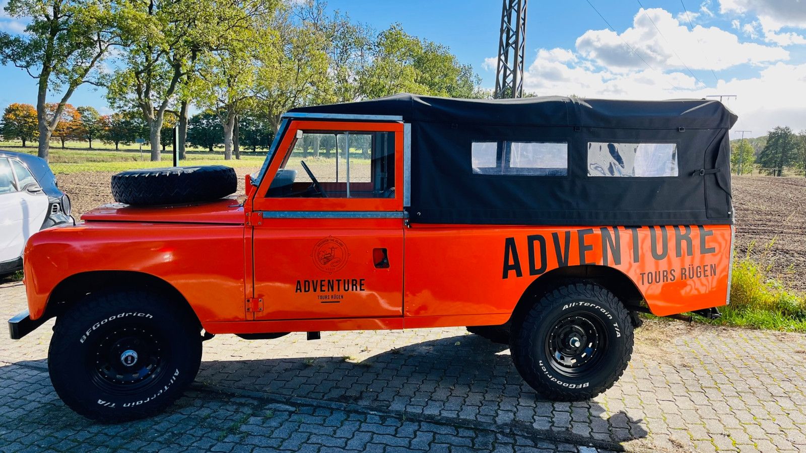 Fahrzeugabbildung Land Rover Santana H-Kennzeichen/Restauriert