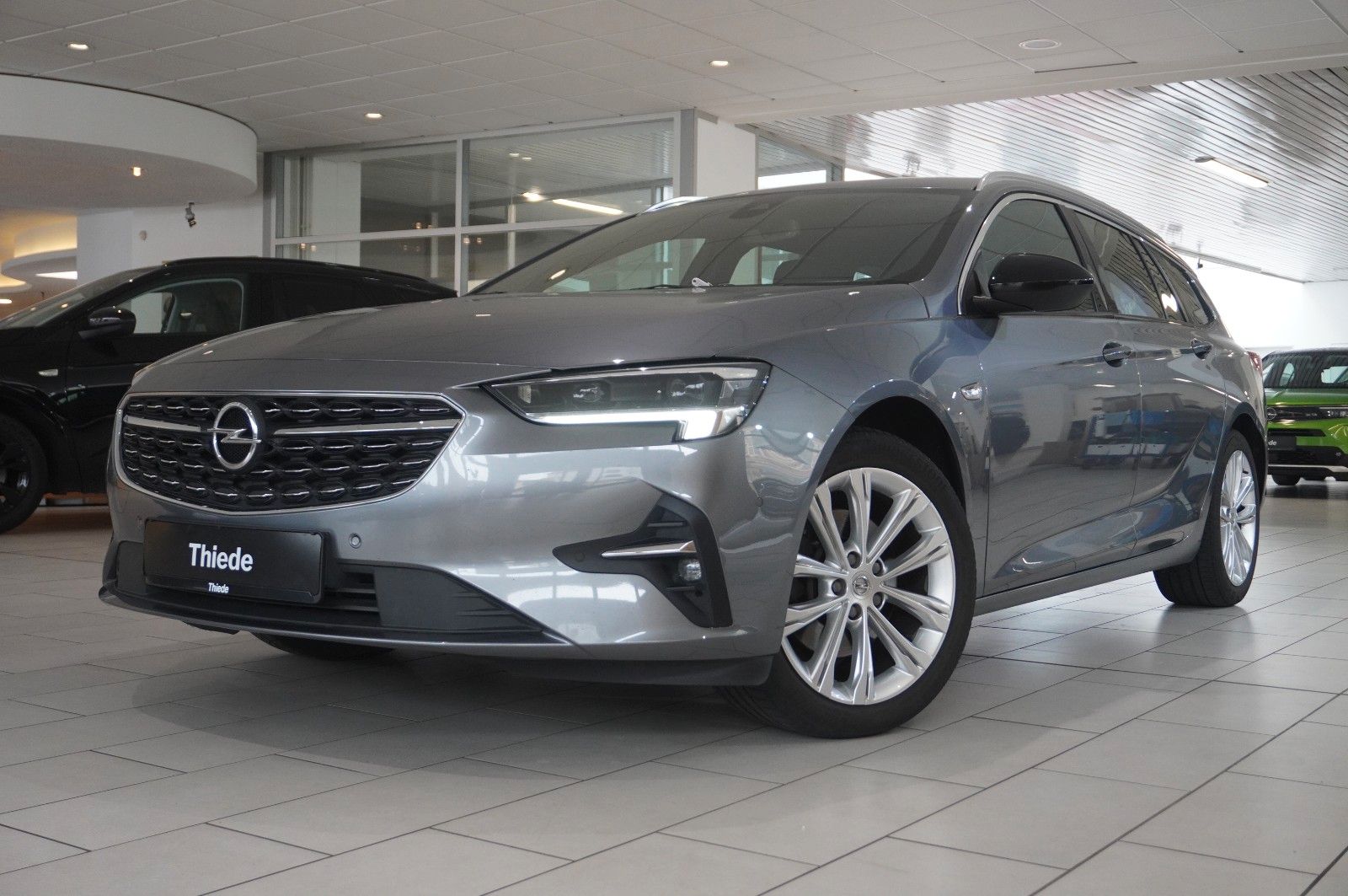 Fahrzeugabbildung Opel Insignia B ST 2.0D ELEGANCE NAVI/LED/KAMERA/DAB+