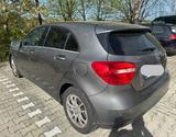 Mercedes-Benz A 180 Automatik  - Mercedes-Benz A 180 aus 2012