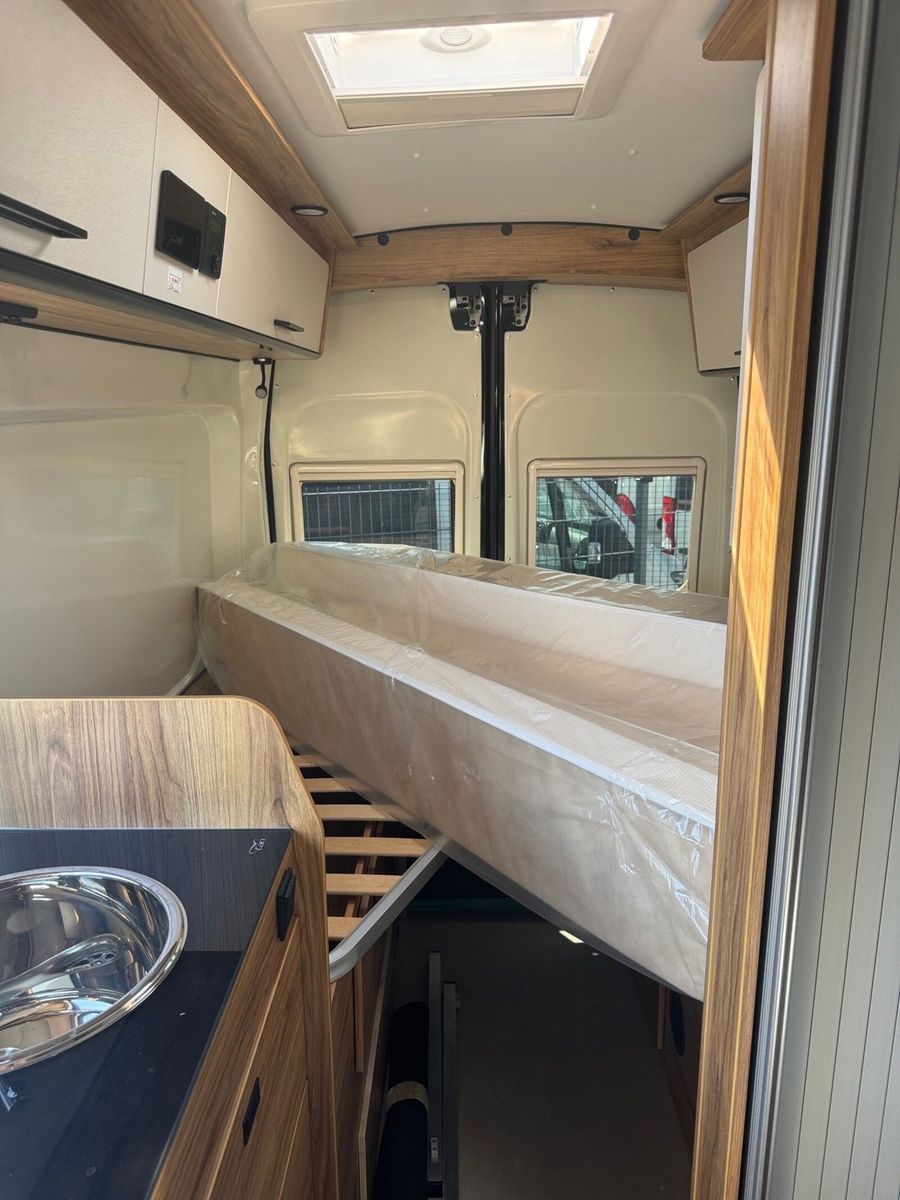 Fahrzeugabbildung Karmann Dexter 4x4 DE 570 AW Allrad 4x4, Rückfahrkamera