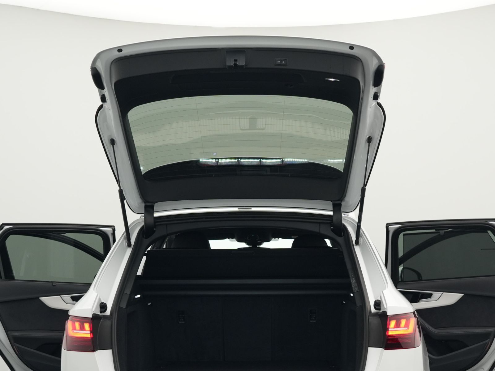 Audi A4 - Bild 17