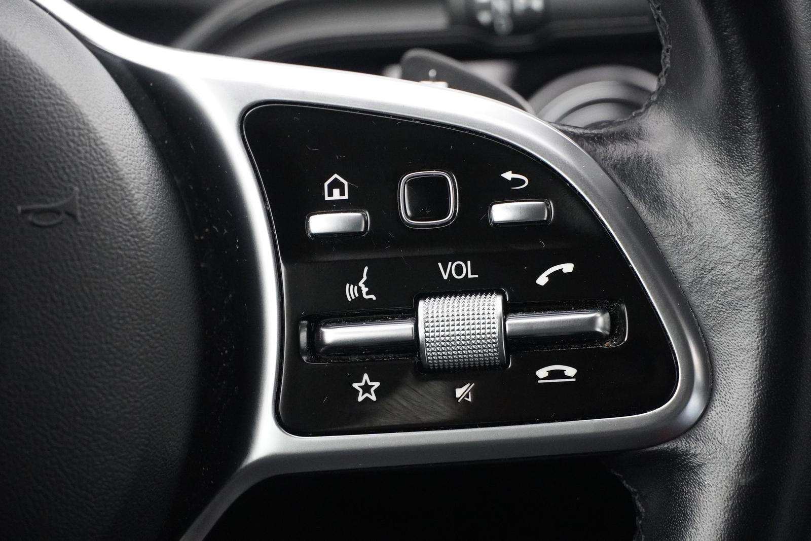 Mercedes-Benz A-Class A180 Progressive LED Navi DAB Sitzheizung, миниатюра 16