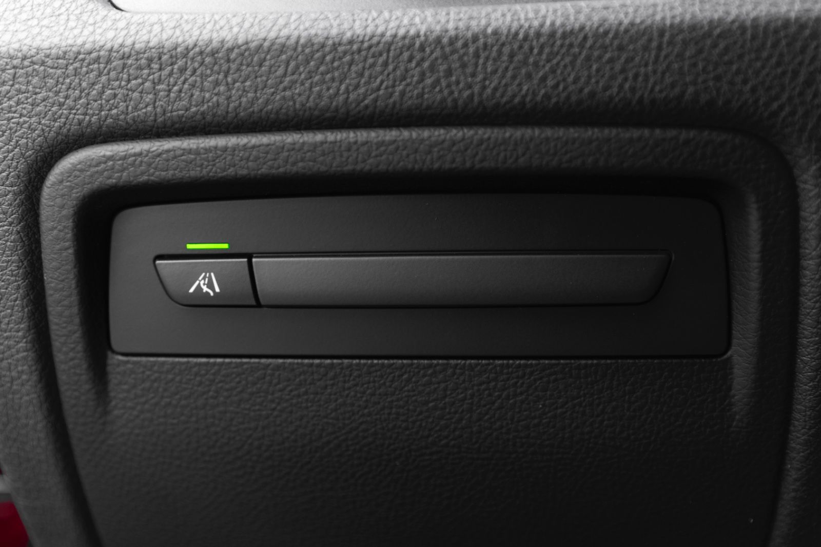 Fahrzeugabbildung BMW 340i M-Performance H&K TOTW LED CARPLAY KAM PDC