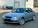 Opel Vectra Facelift 1.8 18 Zoll TÜV 03/20... - Opel Vectra aus 2002: 2.2