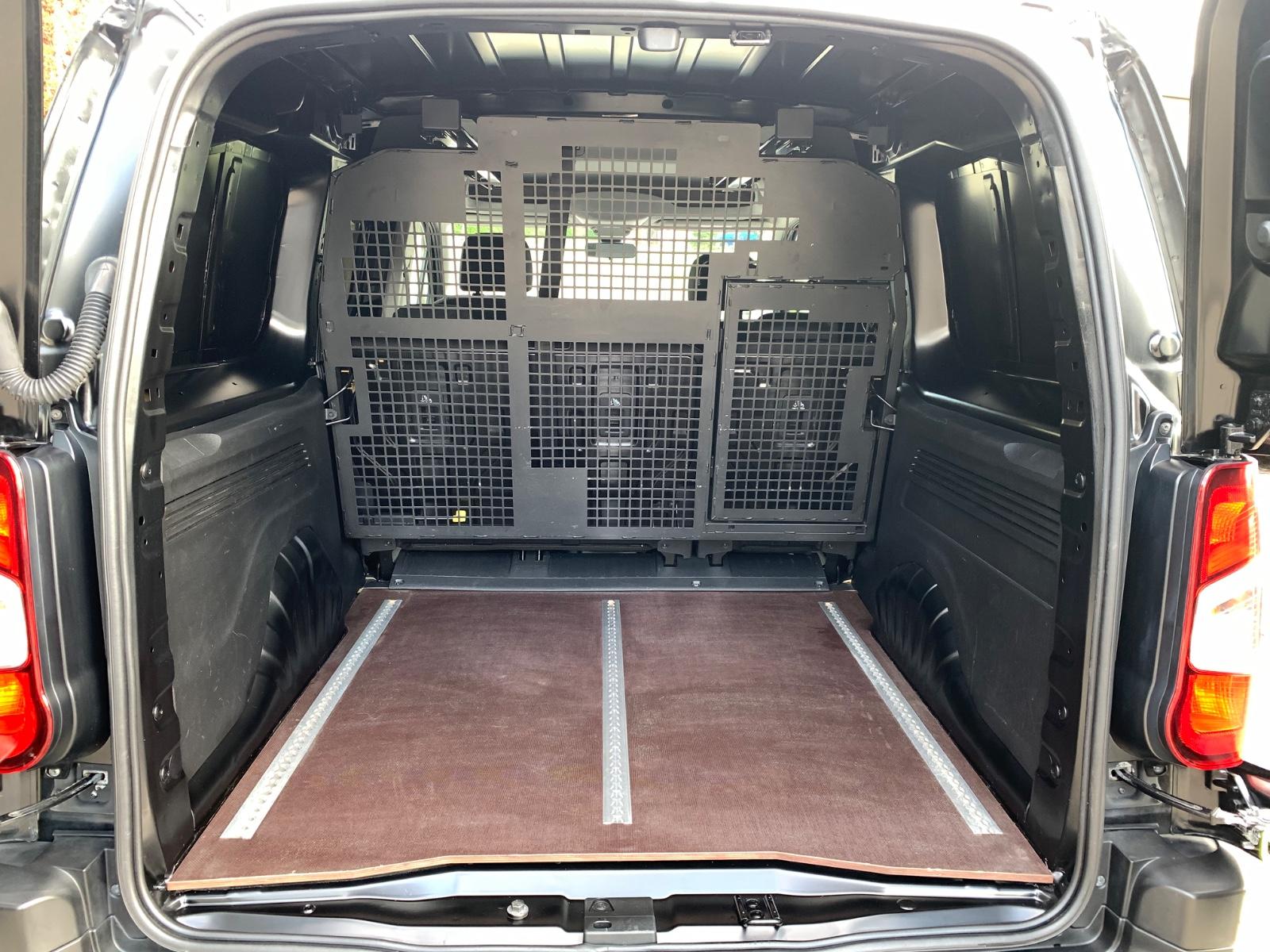 Peugeot Partner Pro FlexCab 1,5 Mixto L2 Temp. PDC Klima