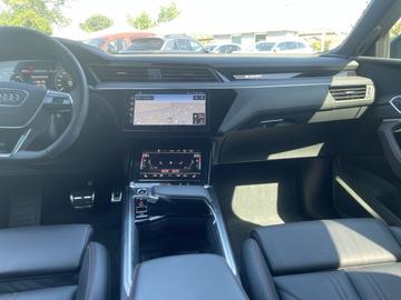 2025 AUDI Q8 E-TRON 缩略图 12