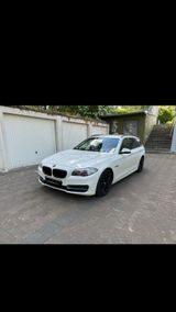 BMW 520d xDrive Touring A -