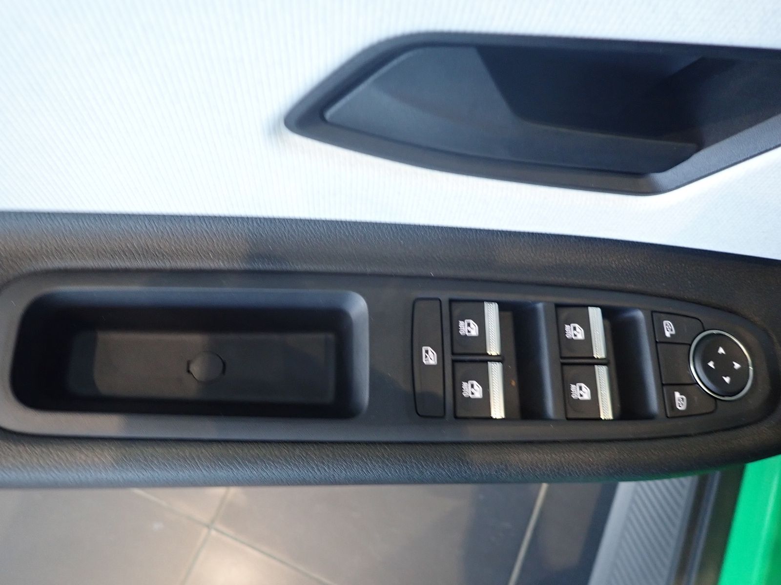 Fahrzeugabbildung Renault R 5 E-Tech elektrisch Evolution 120 Urban Range