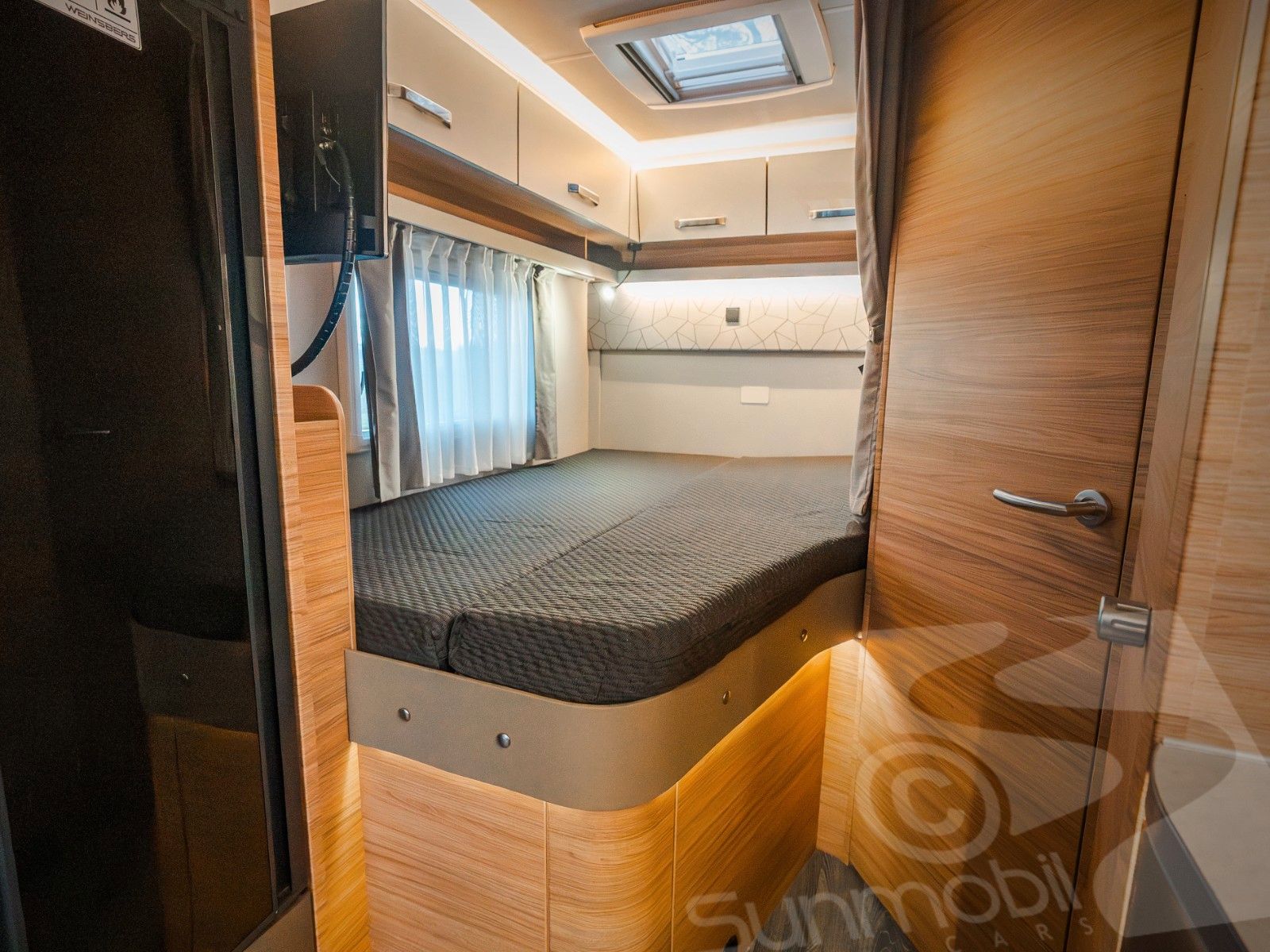 Fahrzeugabbildung Weinsberg CaraSuite FORD 650 MF #SAT #KLIMA #MEDIA #VOLL
